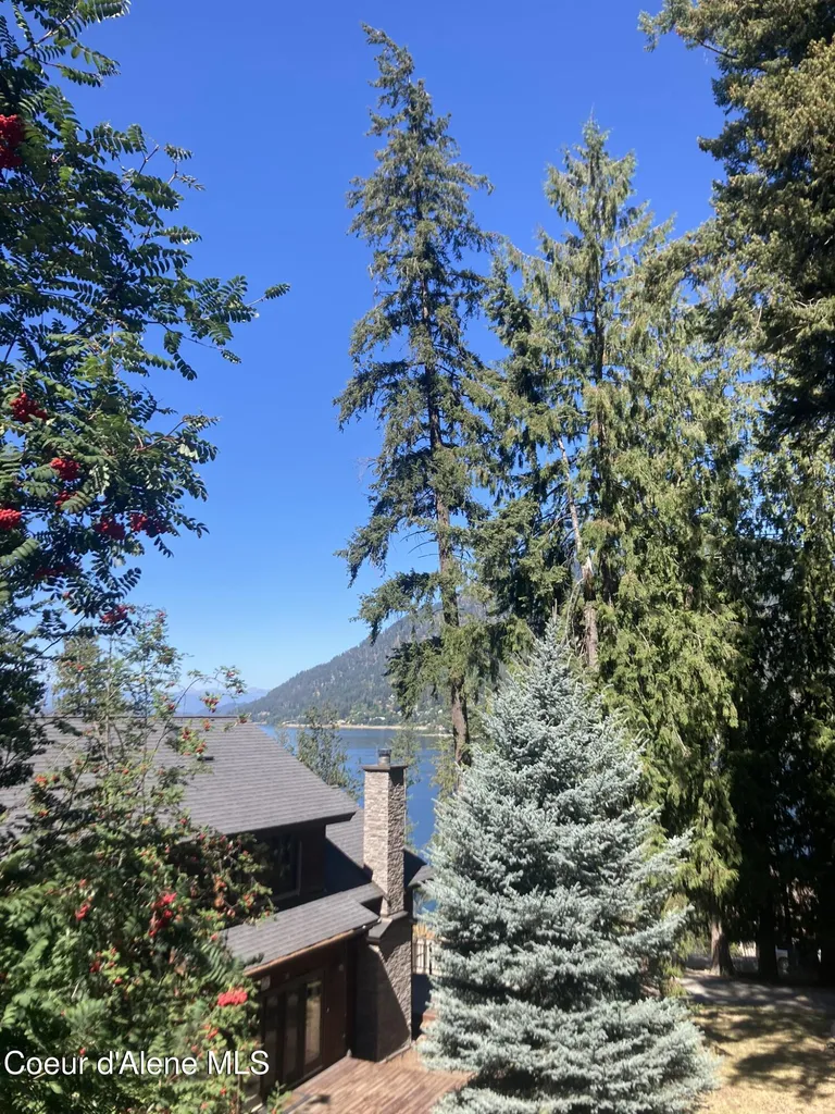 23 W Bay Wood Lane Hope ID 83836