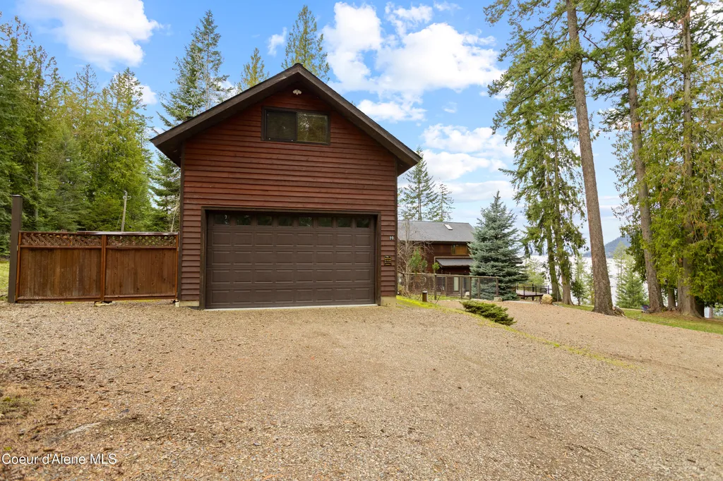 23 W Bay Wood Lane Hope ID 83836