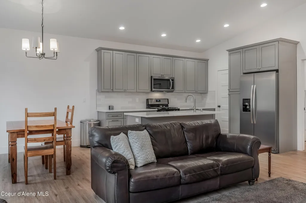 13958 N Rainier Loop Rathdrum ID 83858
