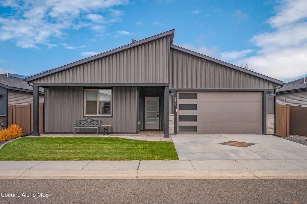 13958 N Rainier Loop Rathdrum ID 83858