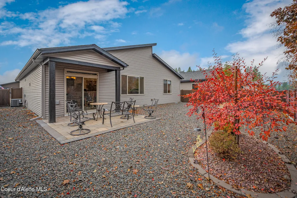 13958 N Rainier Loop Rathdrum ID 83858