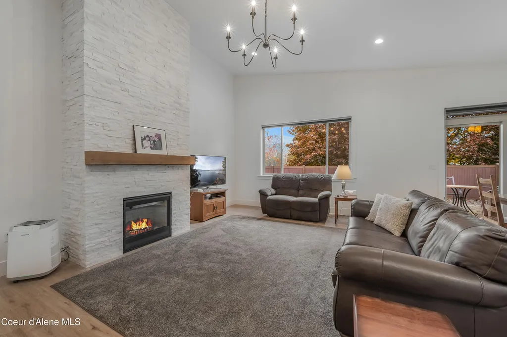 13958 N Rainier Loop Rathdrum ID 83858