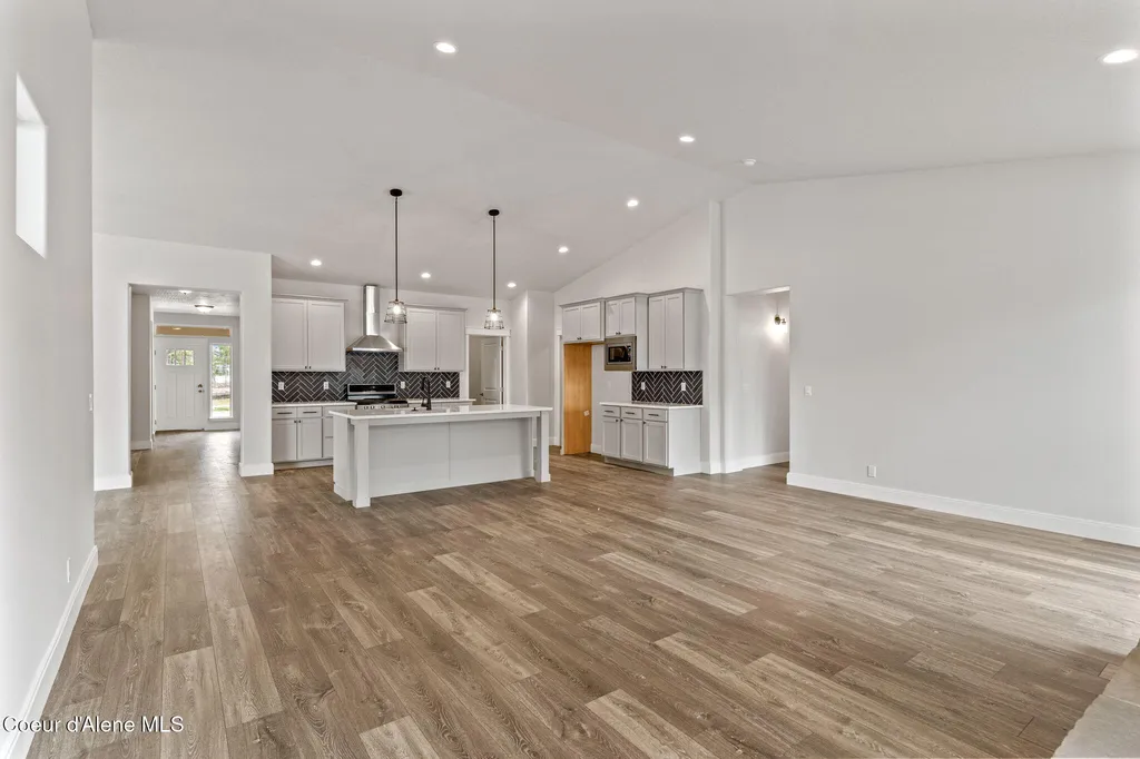 8751 California Street Rathdrum ID 83858