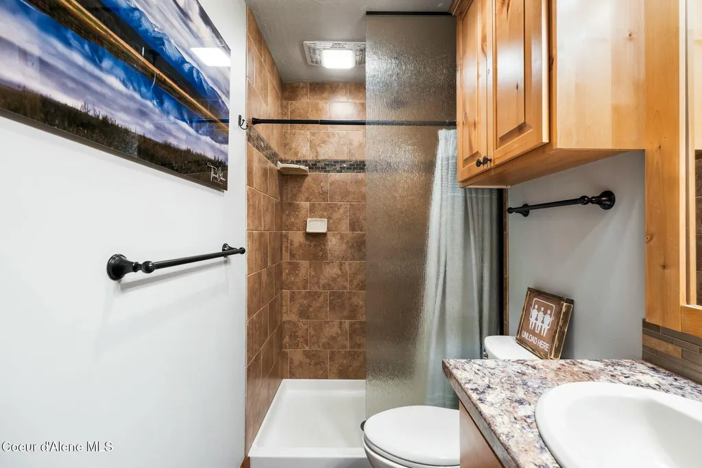 8754 Schweitzer Mountain Road Sandpoint ID 83864