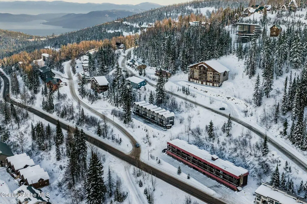 8754 Schweitzer Mountain Road Sandpoint ID 83864