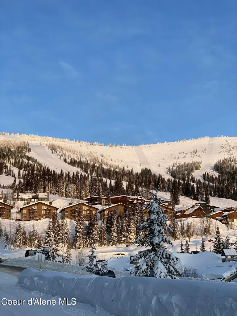 8754 Schweitzer Mountain Road Sandpoint ID 83864