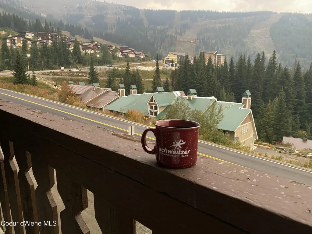 8754 Schweitzer Mountain Road Sandpoint ID 83864