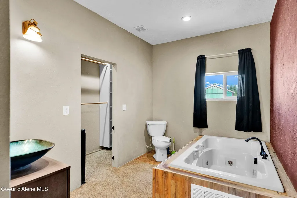 229 Mcdonald Creek Road Blanchard ID 83804