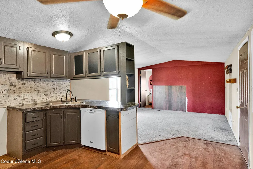 229 Mcdonald Creek Road Blanchard ID 83804
