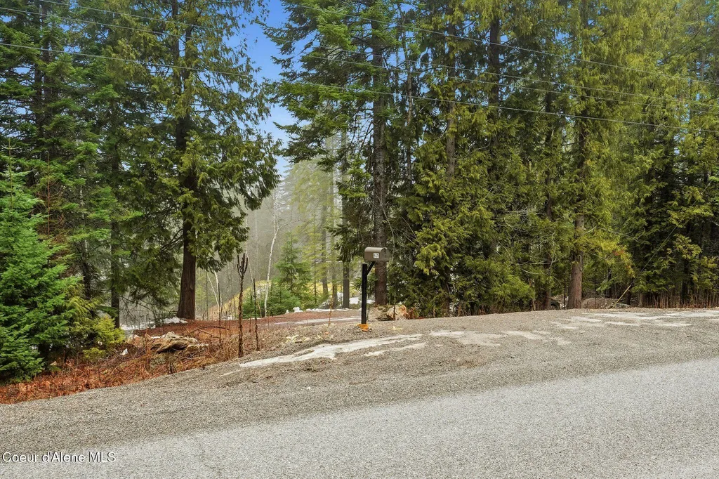 12053 Dufort Road Priest River ID 83856