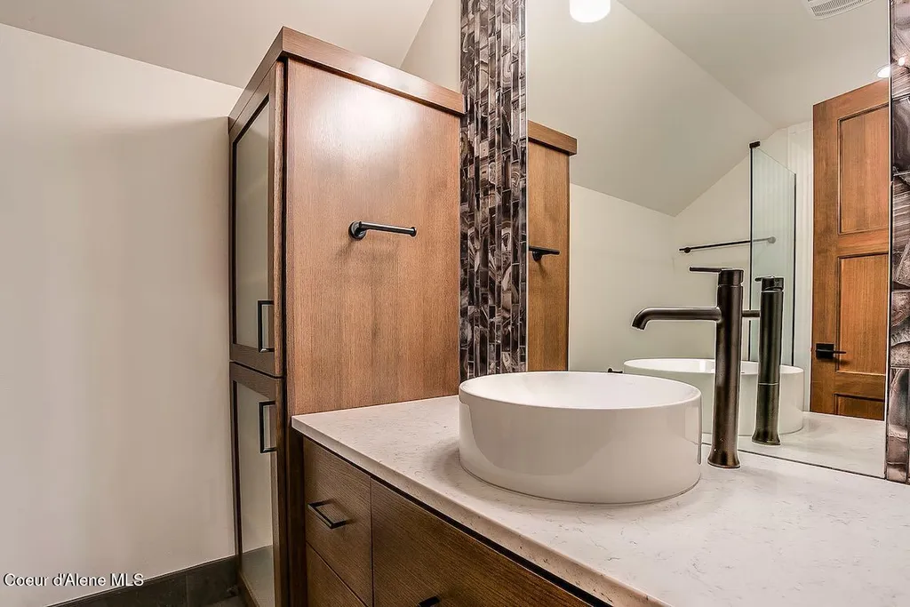 L3 B1 N Mountain View Road Rathdrum ID 83858