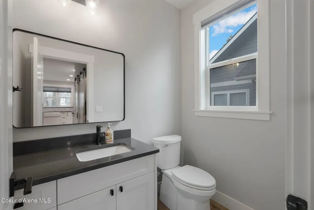 141 Madera Drive Sandpoint ID 83864