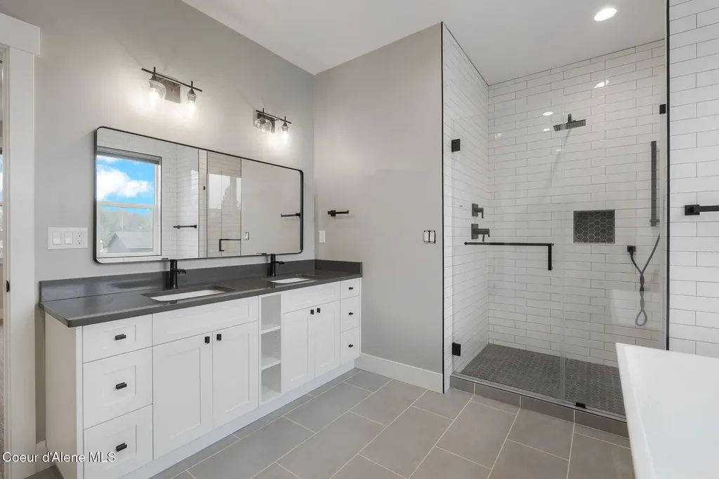 141 Madera Drive Sandpoint ID 83864