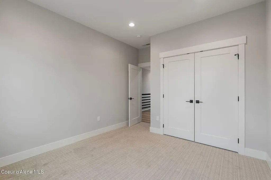 141 Madera Drive Sandpoint ID 83864