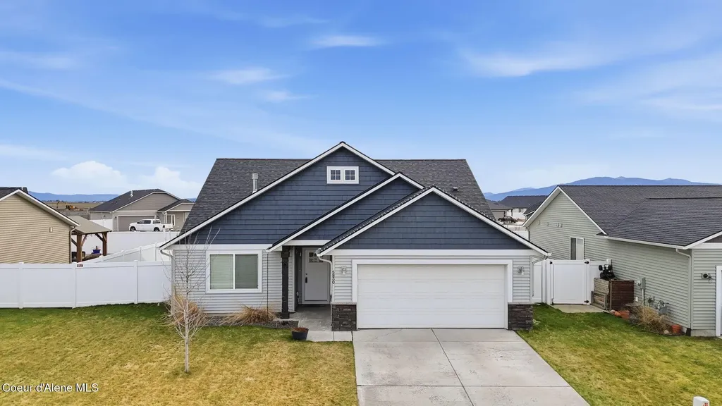 5830 W Irish Drive Rathdrum ID 83858