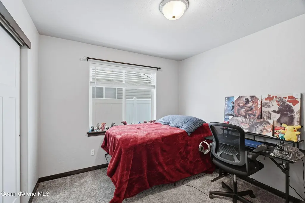 5830 W Irish Drive Rathdrum ID 83858