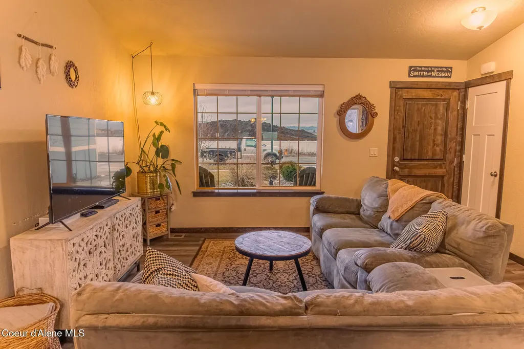109 W Tennessee Avenue Post Falls ID 83854