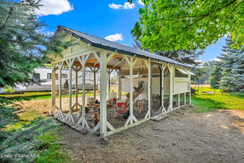 5775 N Colfax Street Dalton Gardens ID 83815