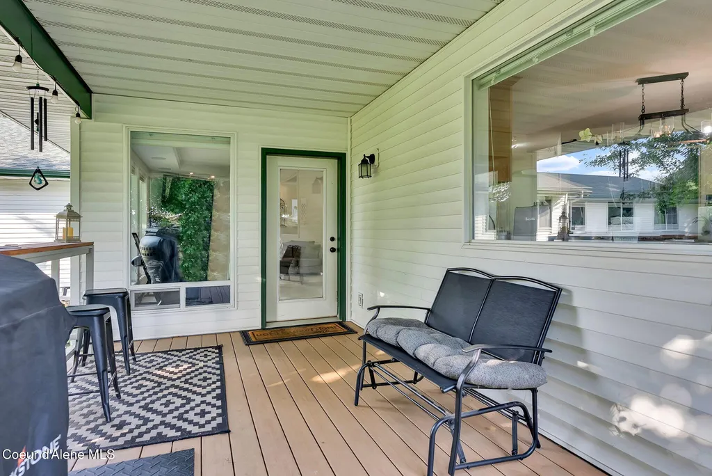 5775 N Colfax Street Dalton Gardens ID 83815