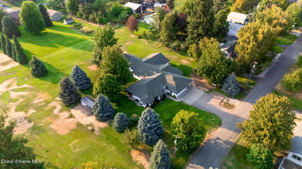 5775 N Colfax Street Dalton Gardens ID 83815