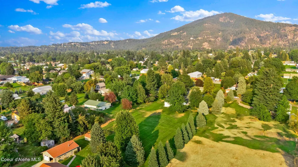 5775 N Colfax Street Dalton Gardens ID 83815