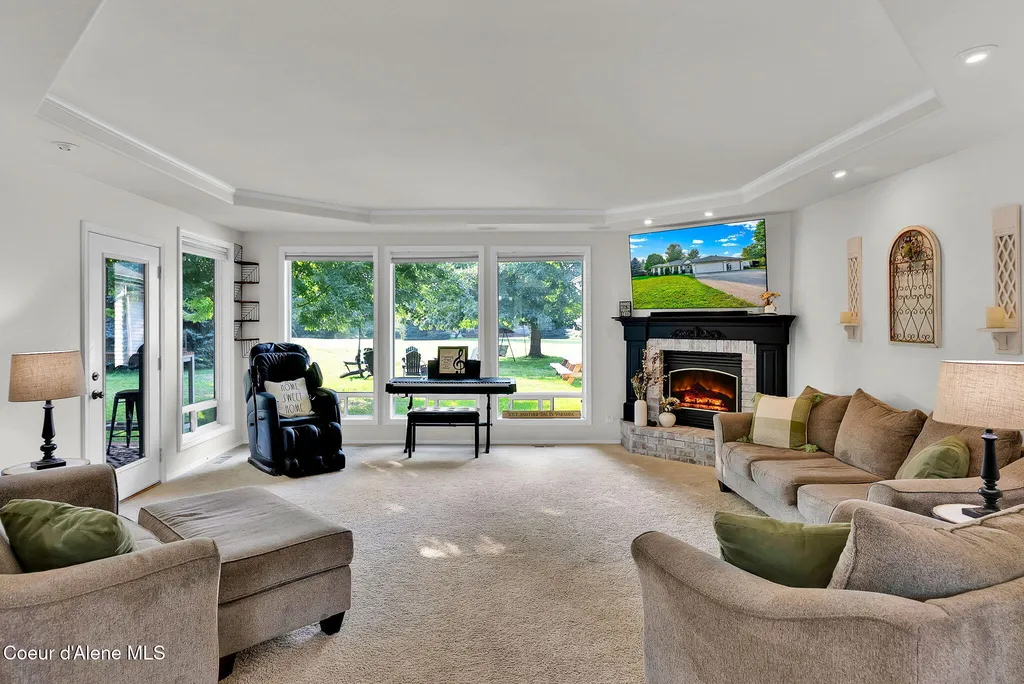 5775 N Colfax Street Dalton Gardens ID 83815