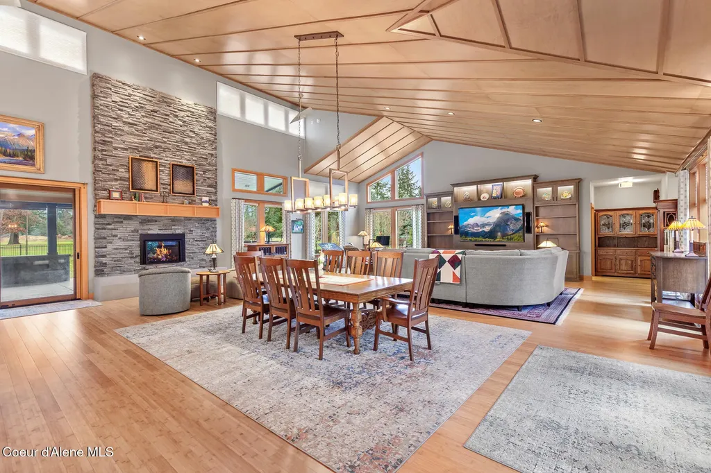 9641 N Easy Street Hayden Lake ID 83835