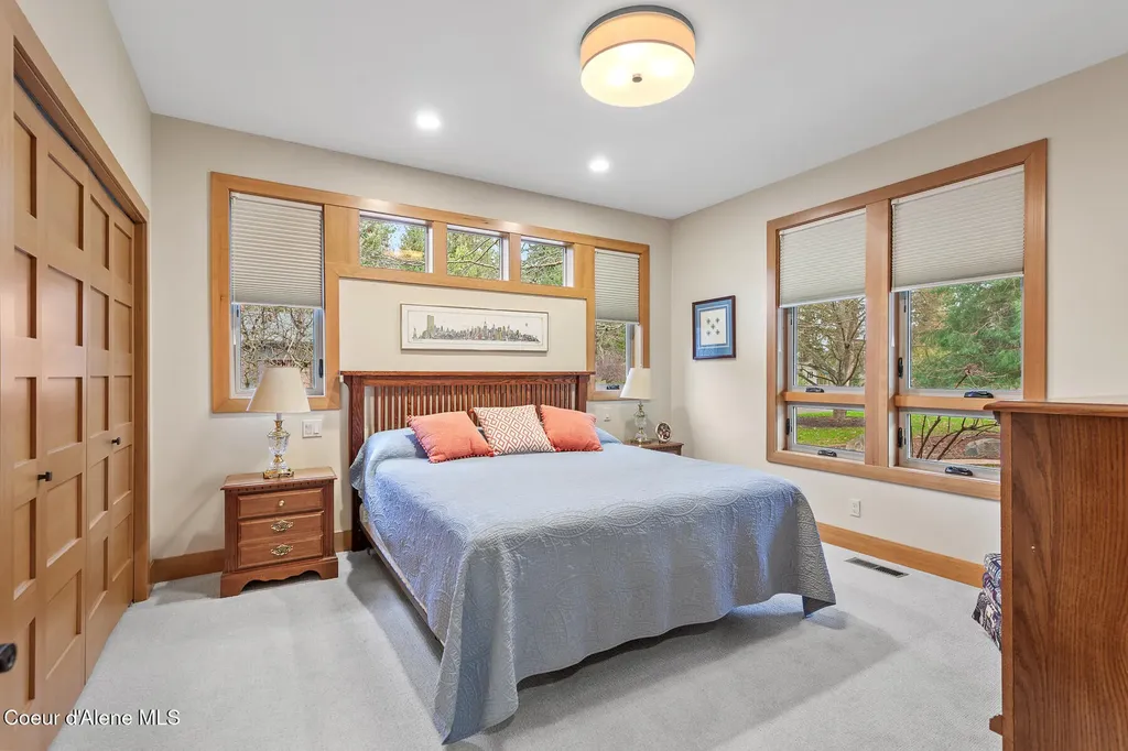 9641 N Easy Street Hayden Lake ID 83835