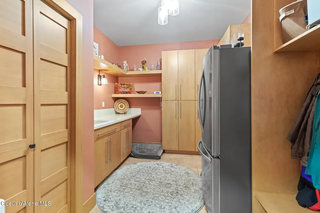 9641 N Easy Street Hayden Lake ID 83835