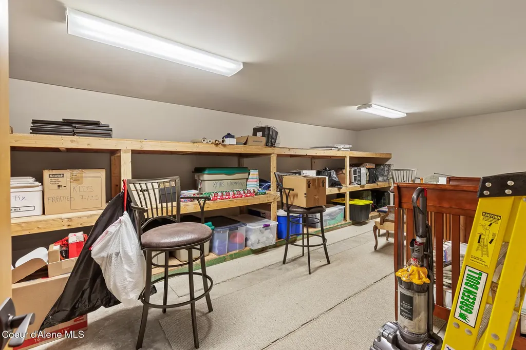 9641 N Easy Street Hayden Lake ID 83835