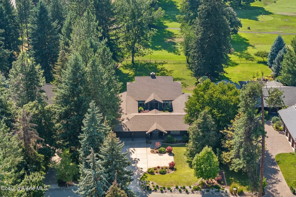 9641 N Easy Street Hayden Lake ID 83835