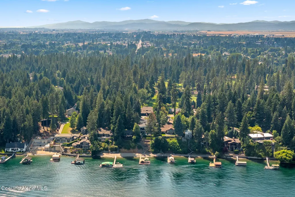 9641 N Easy Street Hayden Lake ID 83835