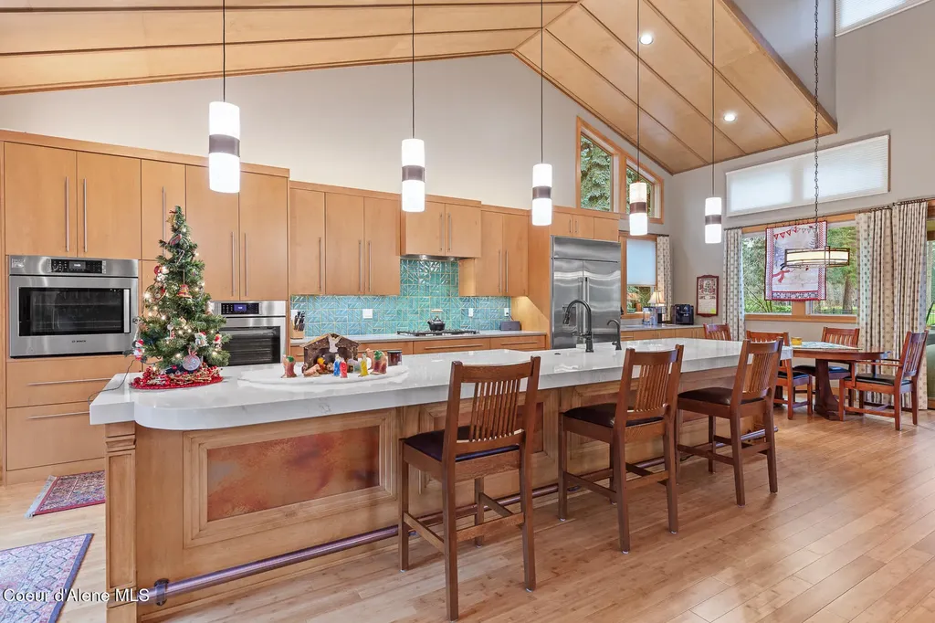 9641 N Easy Street Hayden Lake ID 83835