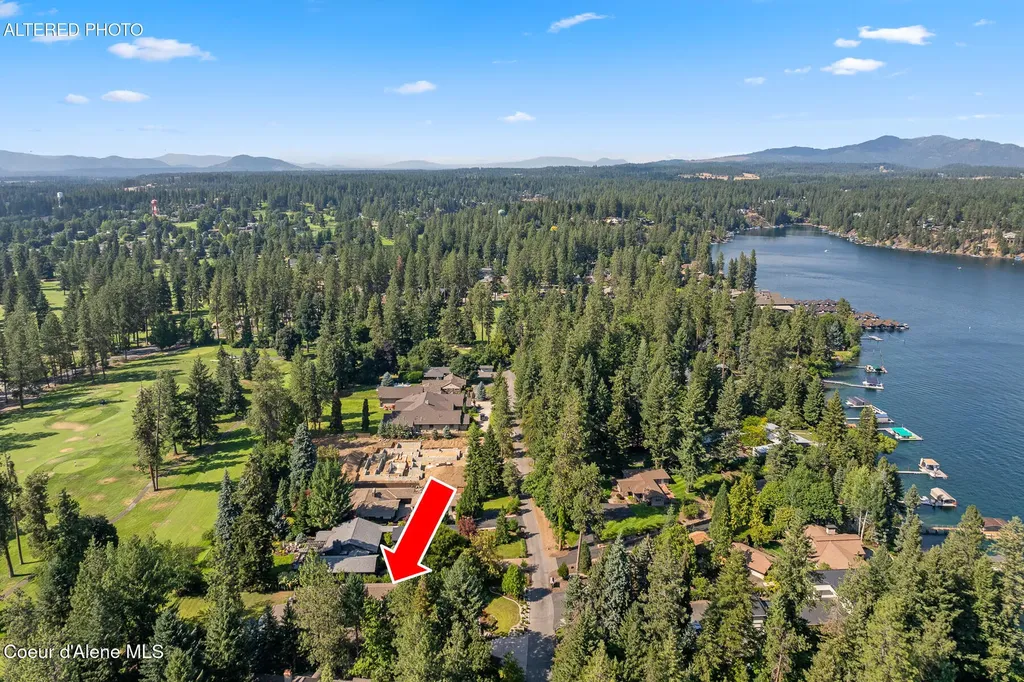 9641 N Easy Street Hayden Lake ID 83835