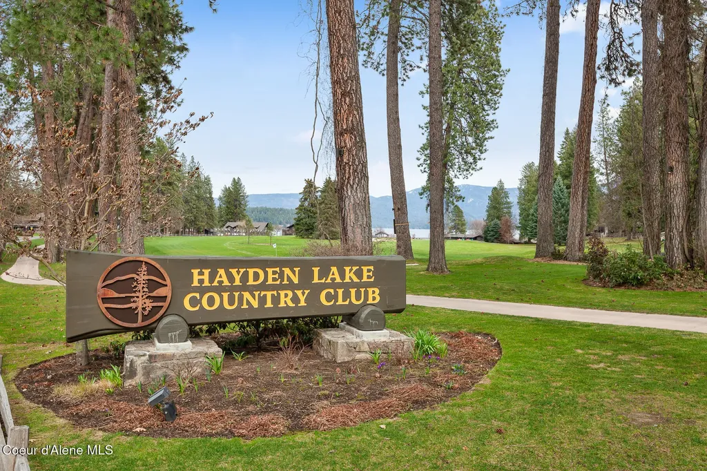 9641 N Easy Street Hayden Lake ID 83835