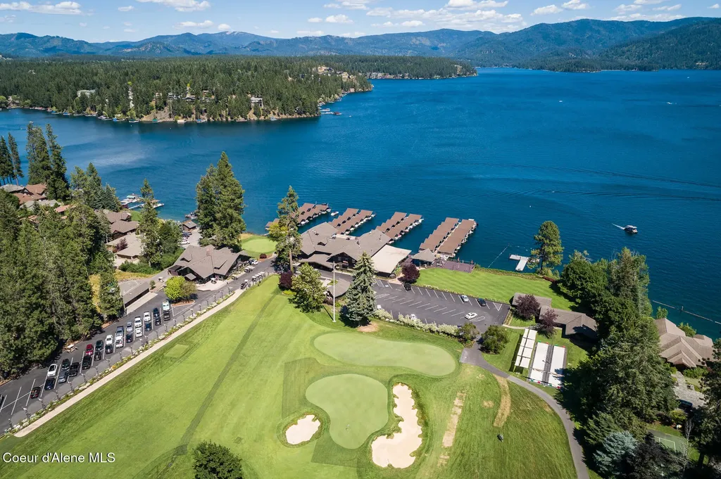 9641 N Easy Street Hayden Lake ID 83835