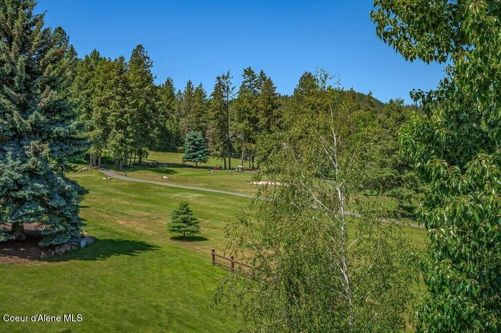 112 Holiday Loop Blanchard ID 83804