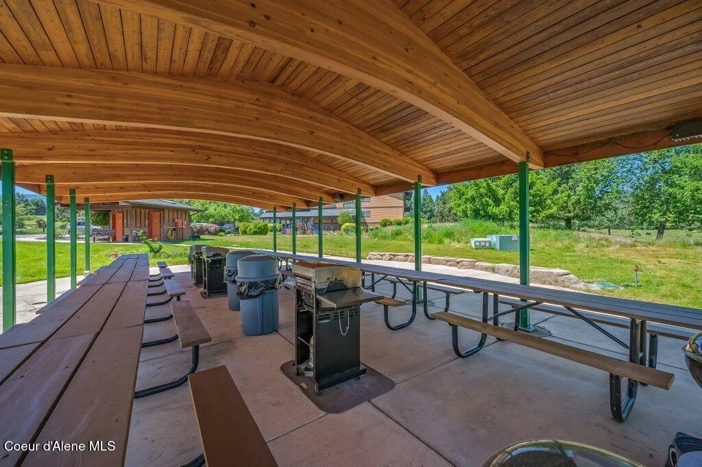 112 Holiday Loop Blanchard ID 83804