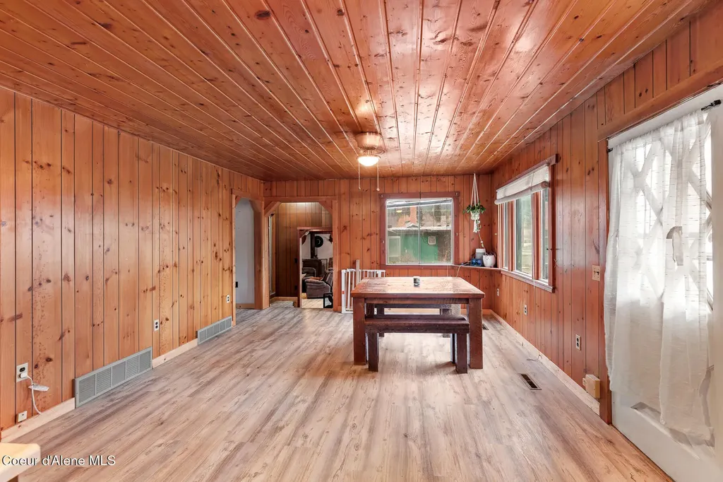 2630 Highway 2 Oldtown ID 83822