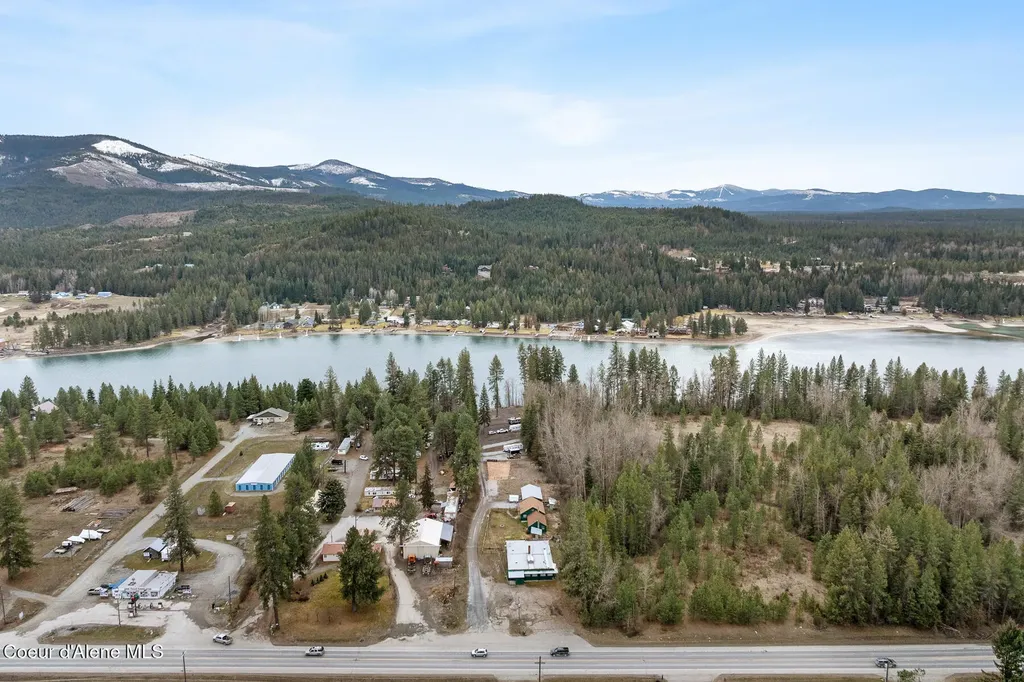 2630 Highway 2 Oldtown ID 83822