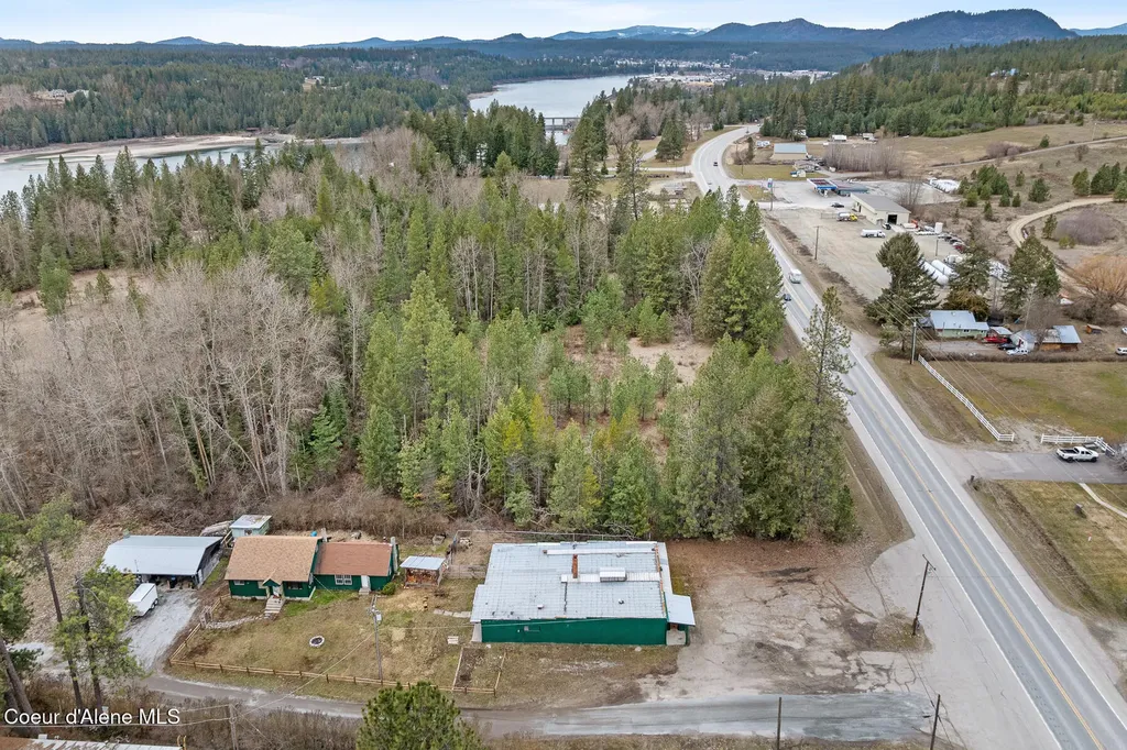 2630 Highway 2 Oldtown ID 83822