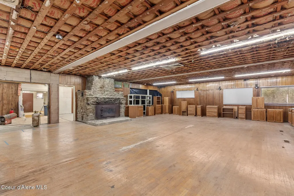 2630 Highway 2 Oldtown ID 83822