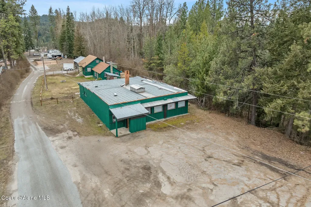 2630 Highway 2 Oldtown ID 83822