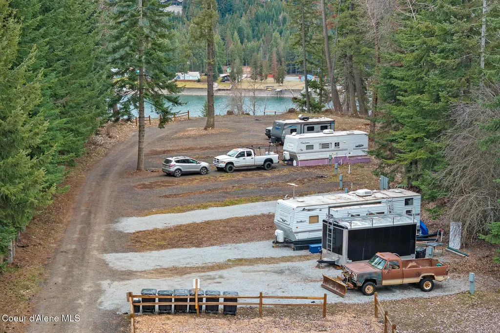 2630 Highway 2 Oldtown ID 83822