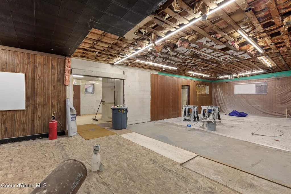 2630 Highway 2 Oldtown ID 83822