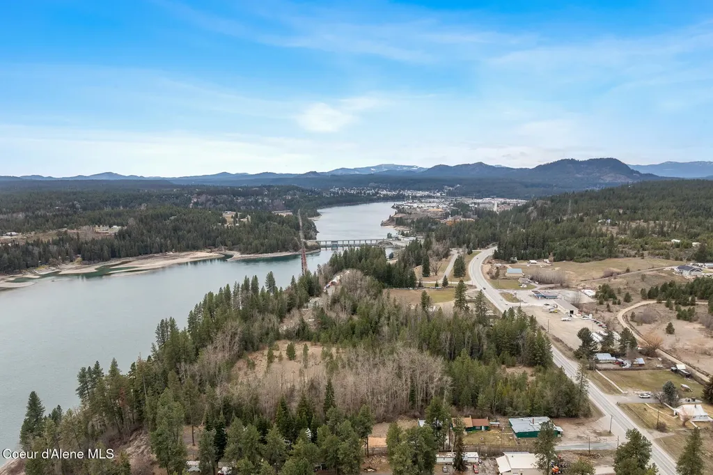 2630 Highway 2 Oldtown ID 83822