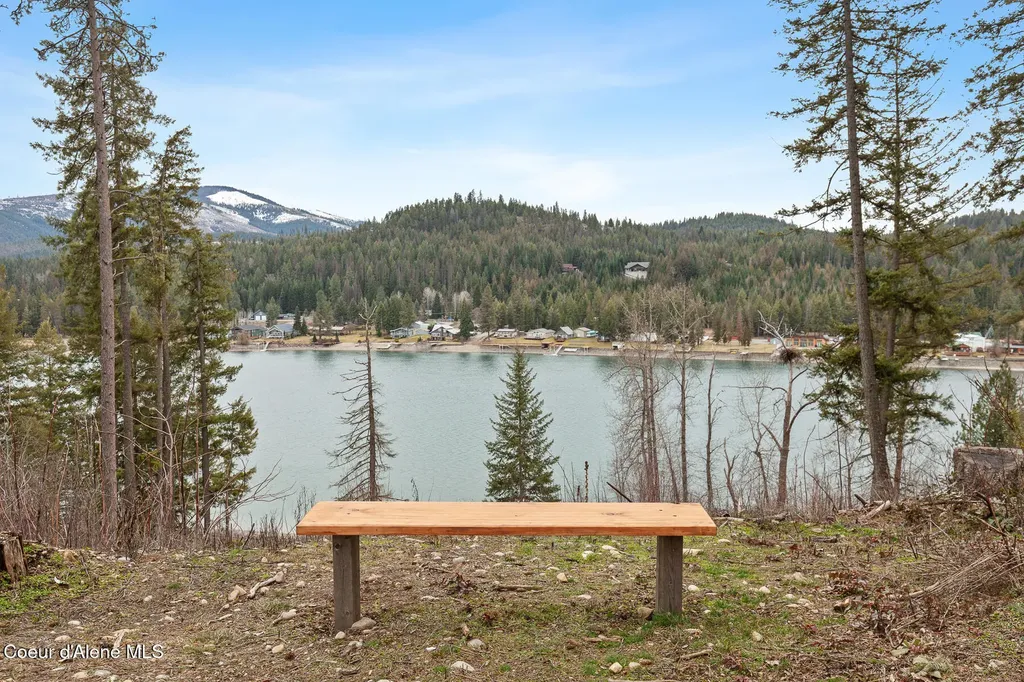 2630 Highway 2 Oldtown ID 83822
