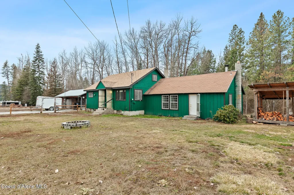 2630 Highway 2 Oldtown ID 83822