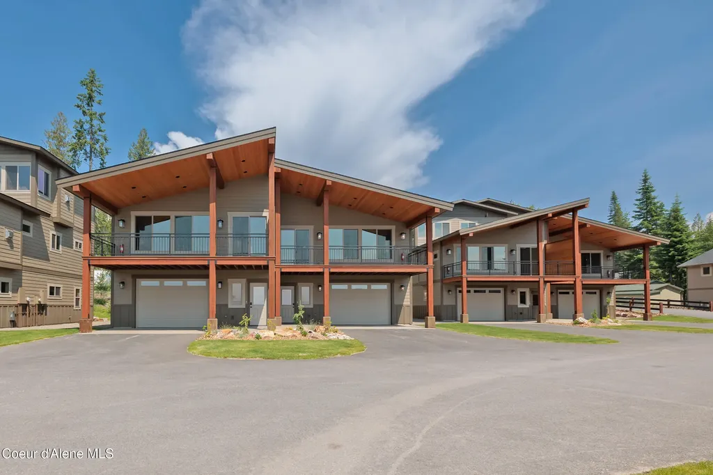 110 Palouse Drive Nordman ID 83848