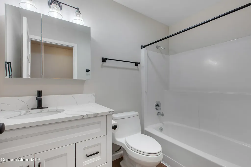 1313 N Division Avenue Sandpoint ID 83864